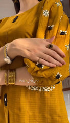 Saafia pocket Embroidered 2pcs