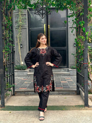 Saha Embroidered 2pcs