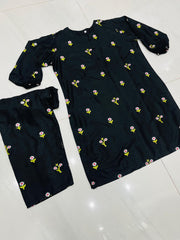Floral embroidered 2pcs
