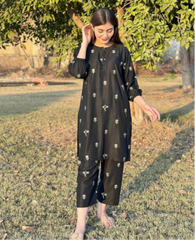 Floral embroidered 2pcs