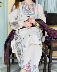 Naz Embroidered 2pcs