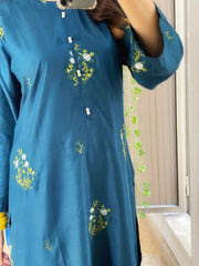 Tulip Embroidered 2pcs