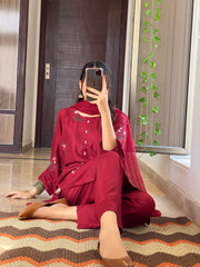 Tulip Embroidered 2pcs