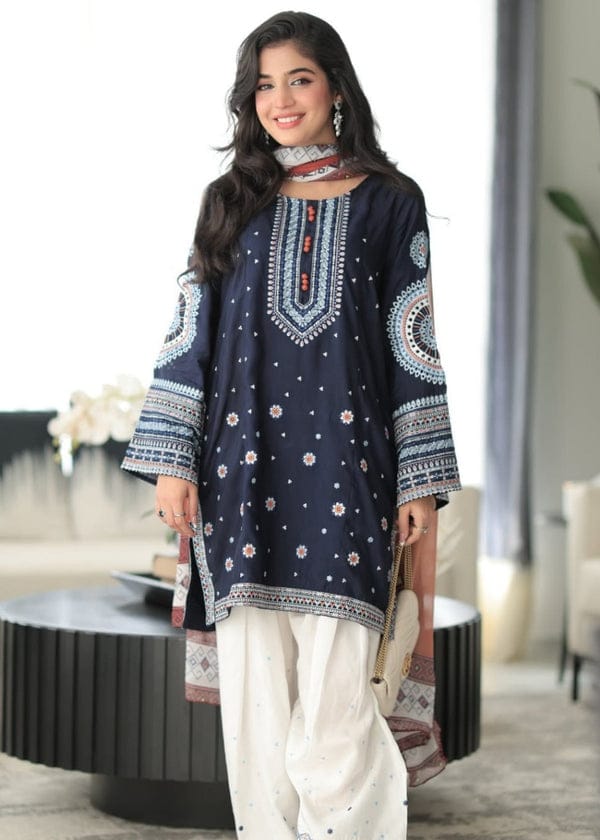 Roha Embroidered 3pc
